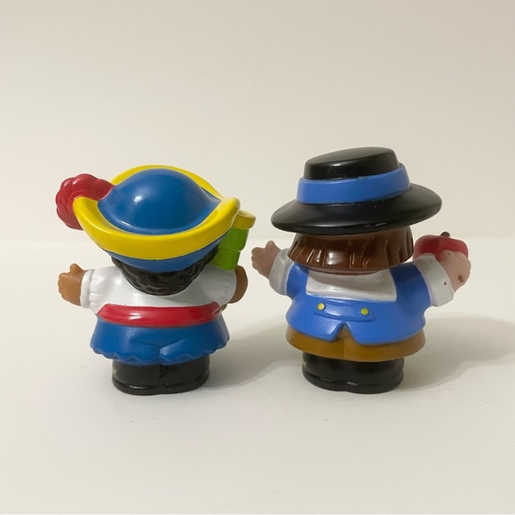 Mix Lot of Fisher Price Little People and Shelcore Figures - Picture 13 of 15